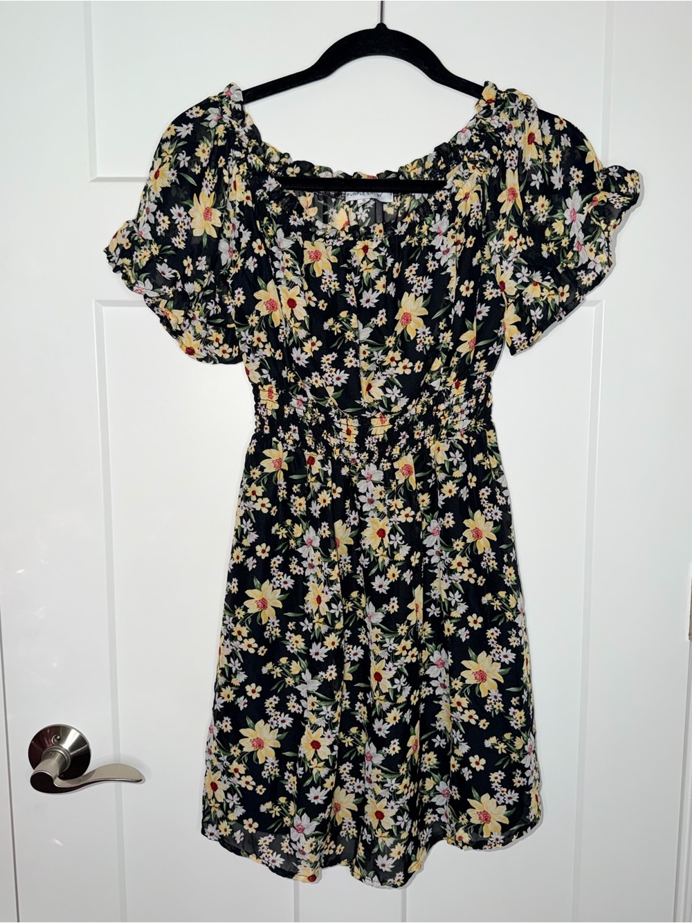 Purple Snow Black Floral Ruffle Sleeve Dress